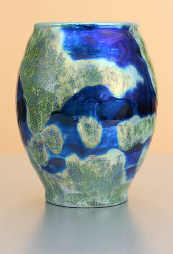 [Iridescent Pottery by Paul J. Katrich (1270)]