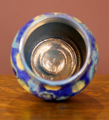 [Iridescent Pottery by Paul J. Katrich (1339)]