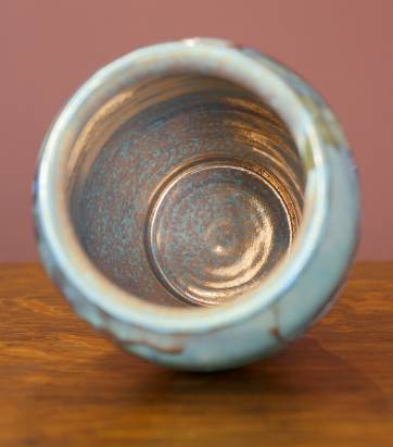 [Iridescent Pottery by Paul J. Katrich (1347)]