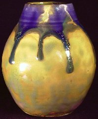 [Iridescent Vessel by Paul J. Katrich (RLVGBD1)]